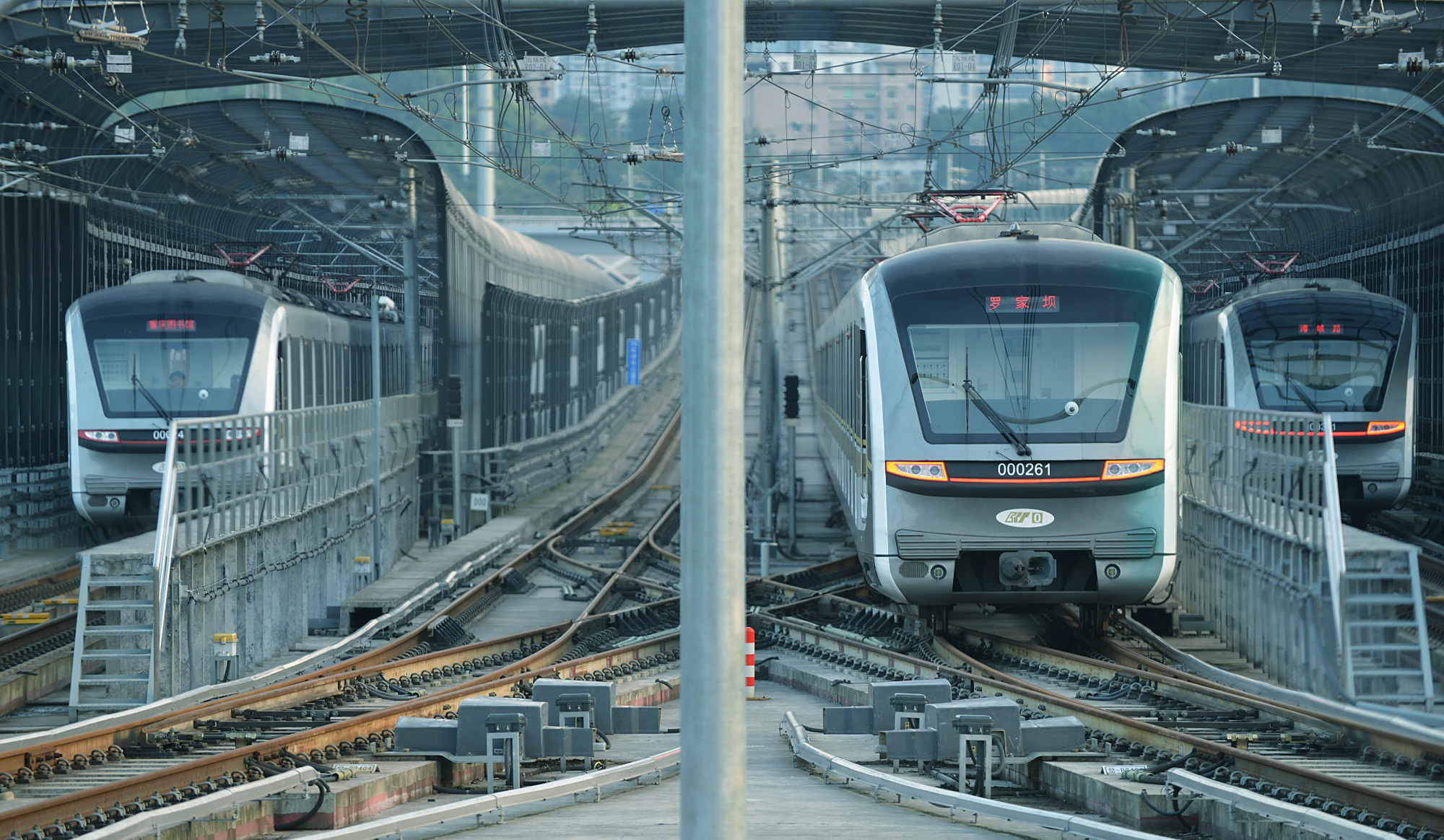 评重庆轨道交通环线罗家坝站的低调开通:乘客很少,未来或有重用