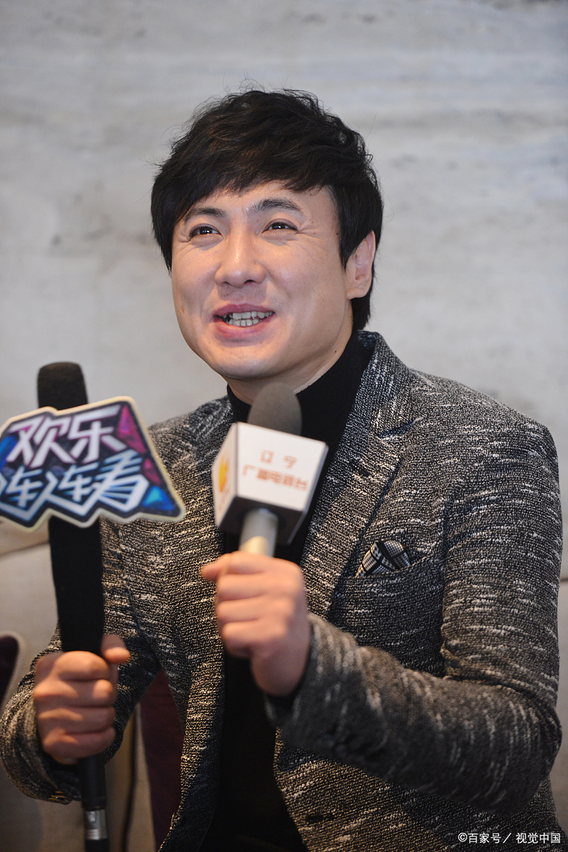 沈腾超越吴京成为中国影史票房.@路边社大参考的动态