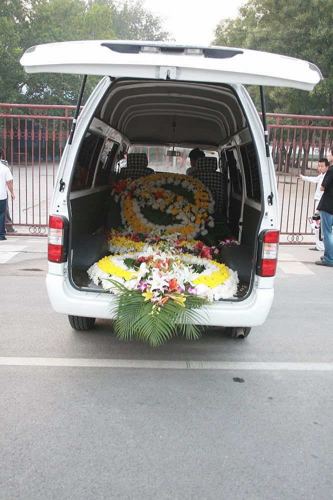 黑龙江大兴安岭新林私人殡仪车,殡仪车怎么联系,殡葬车电话多少