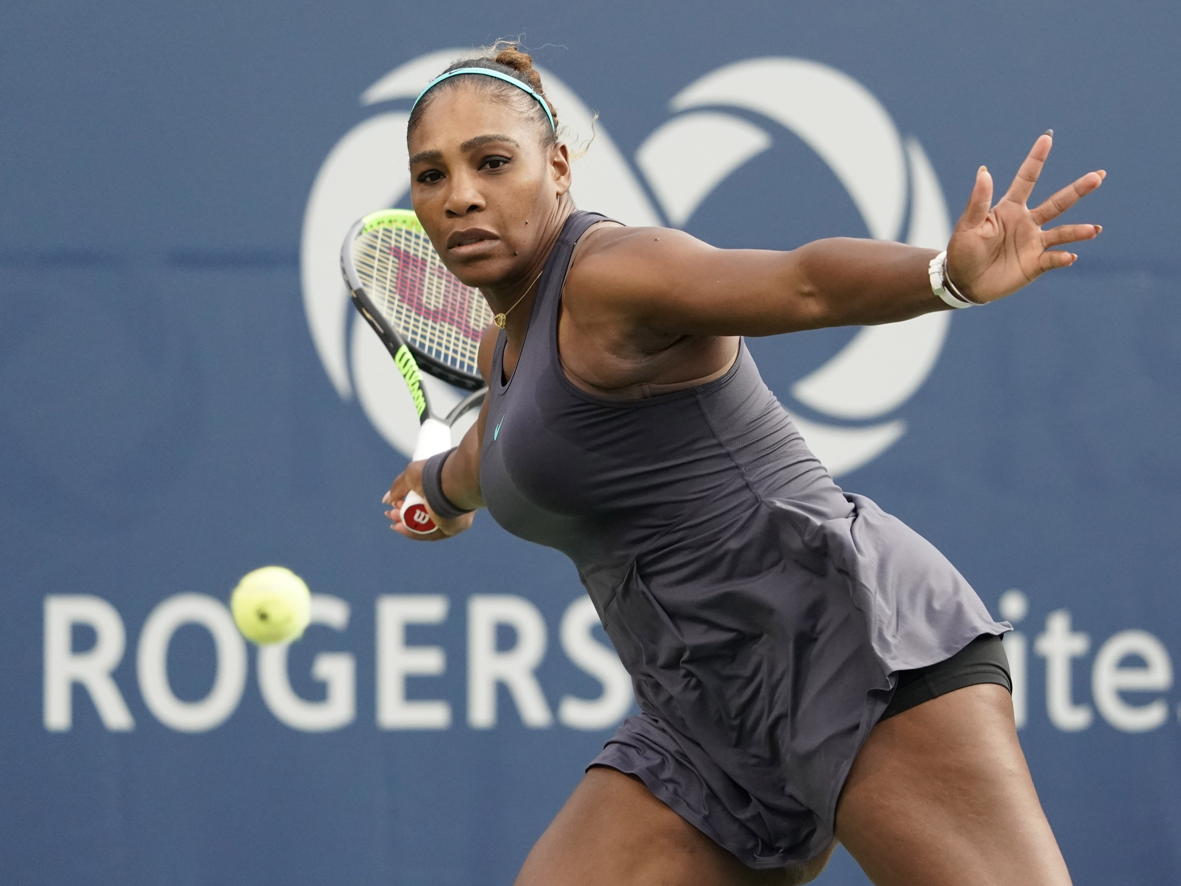 网球——罗杰斯杯女单:小威晋级半决赛