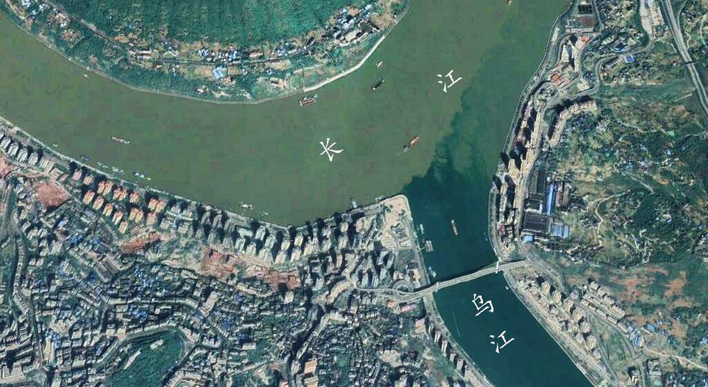 卫星上看重庆涪陵:长江和乌江在此交汇,形成了鸳鸯锅