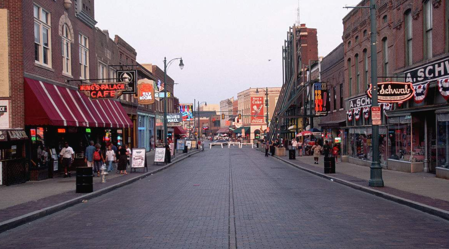 《假若比尔街能够讲话》电影赏析,催人泪下的黑人影片