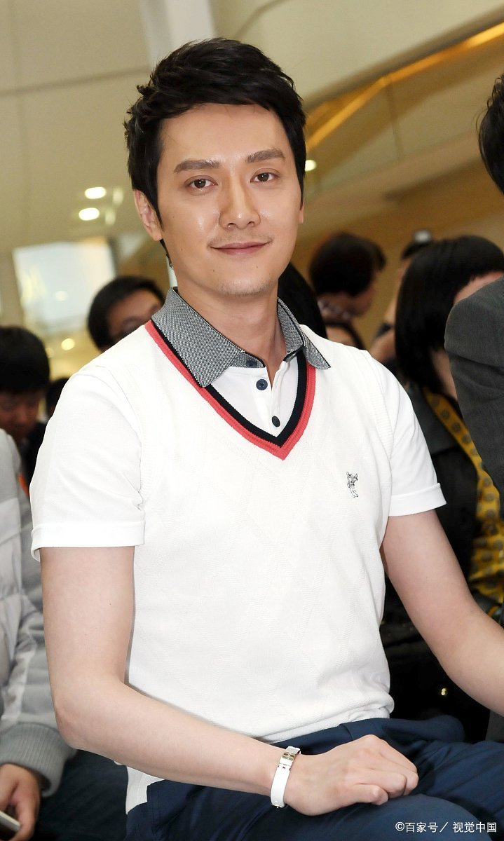 冯绍峰怎么也没想到儿子的抚养权竟成了烫手的山芋