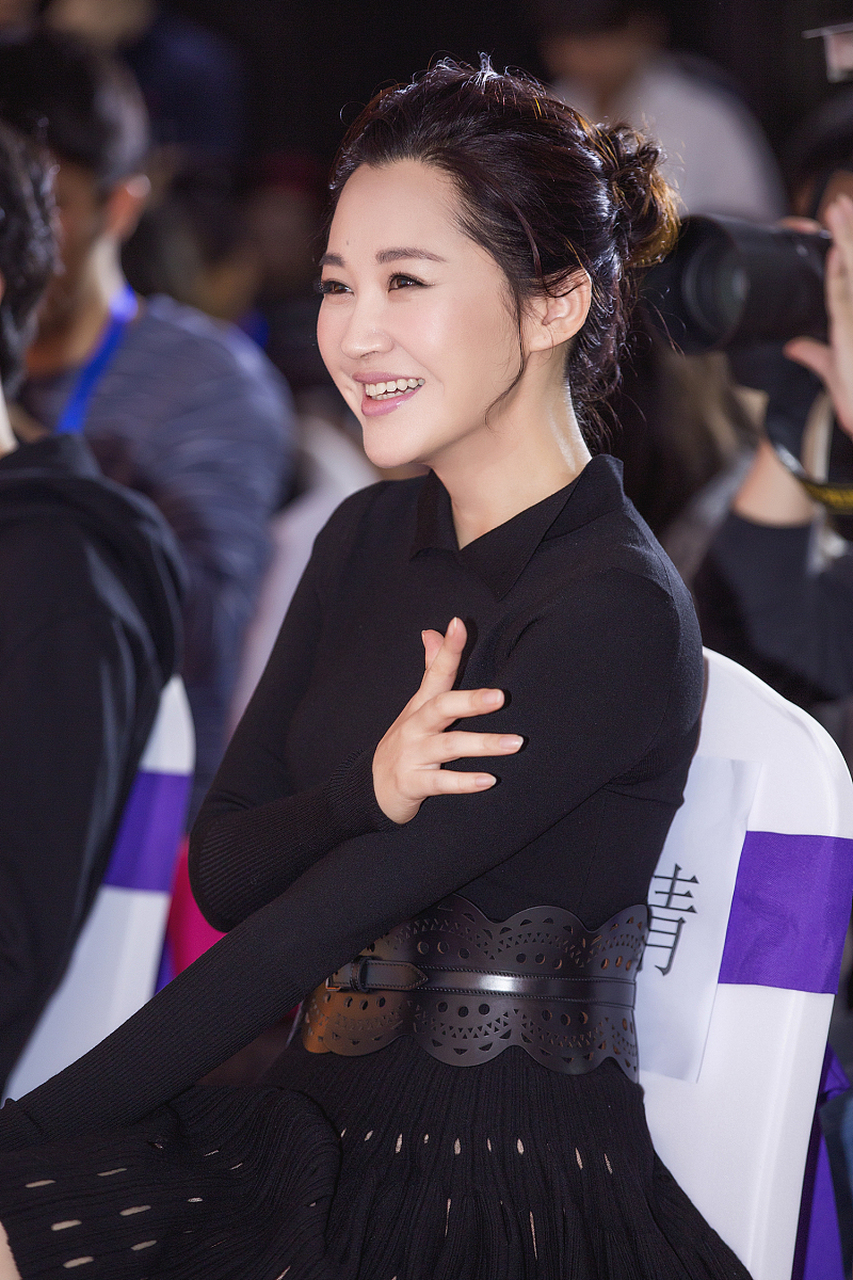 刘敏涛没有专门的造型师,基本都是每次有活动的时候找个便宜点的造型