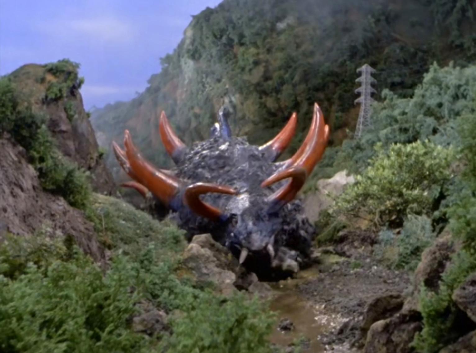 奥特曼:同样是磁力怪兽,玛格纳顿和安东拉哪一个更强?