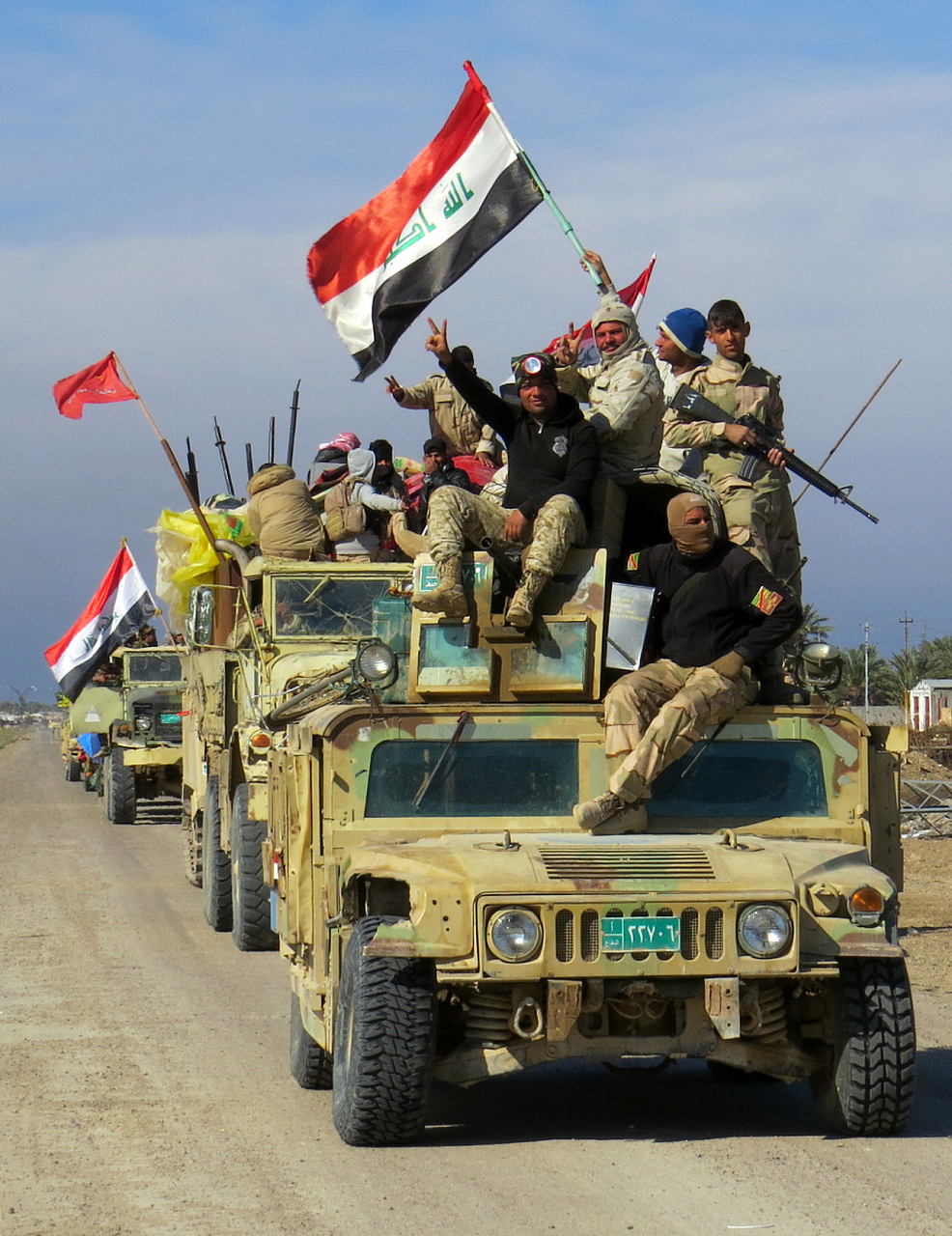 伊朗军演,埃及军演,中东要大乱,坦克,大炮,无人机轮番上阵,火力全开.