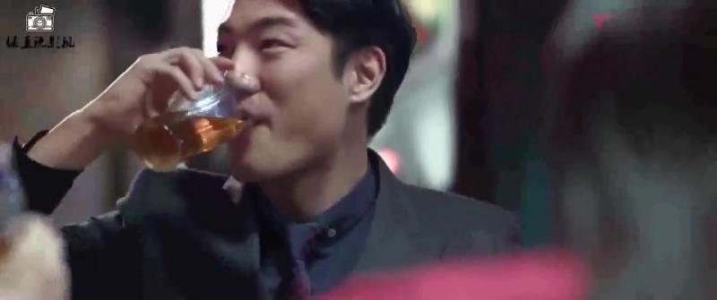 韩国伦理片《寡糖电影》,领导看韩世雅的眼光与众不同,影视,搞笑,好看视频