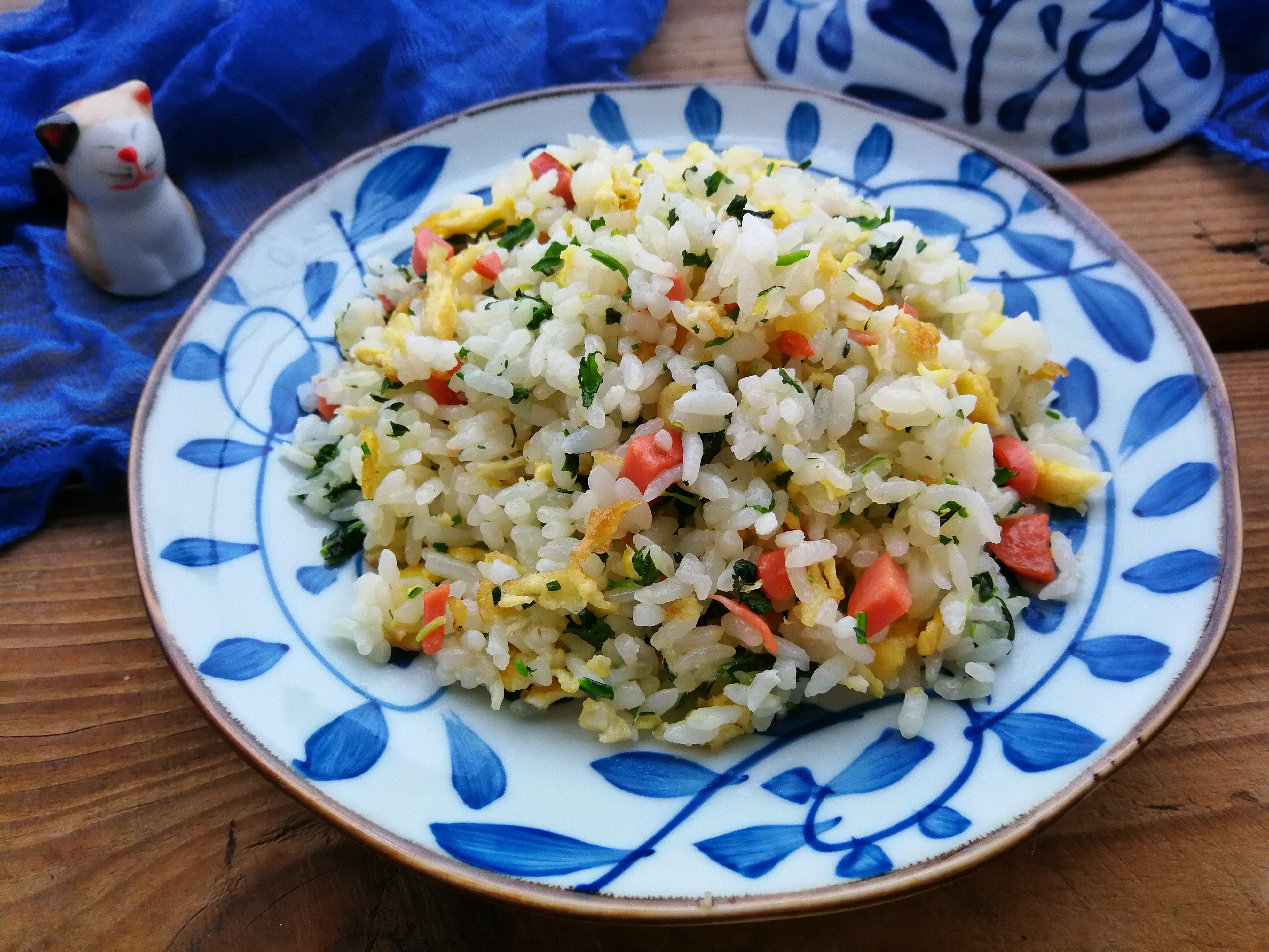 炒米饭时加入这野菜,营养健康,鲜上加鲜,不吃菜的孩子都吃两碗