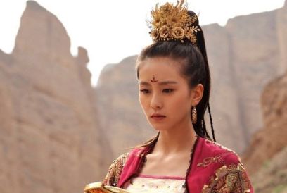 演过公主的女星:赵丽颖高冷霸气,周迅灵气十足,而她成为经典