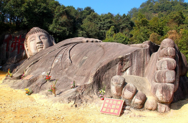 世界最大的石雕卧佛,位于福建,它的由来却是因为名相李纲