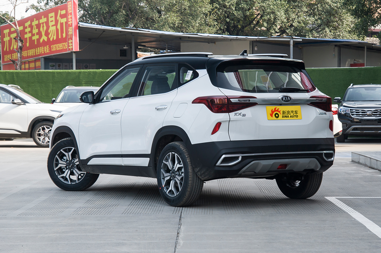 2020款起亚kx3傲跑 1.5l cvt潮流版
