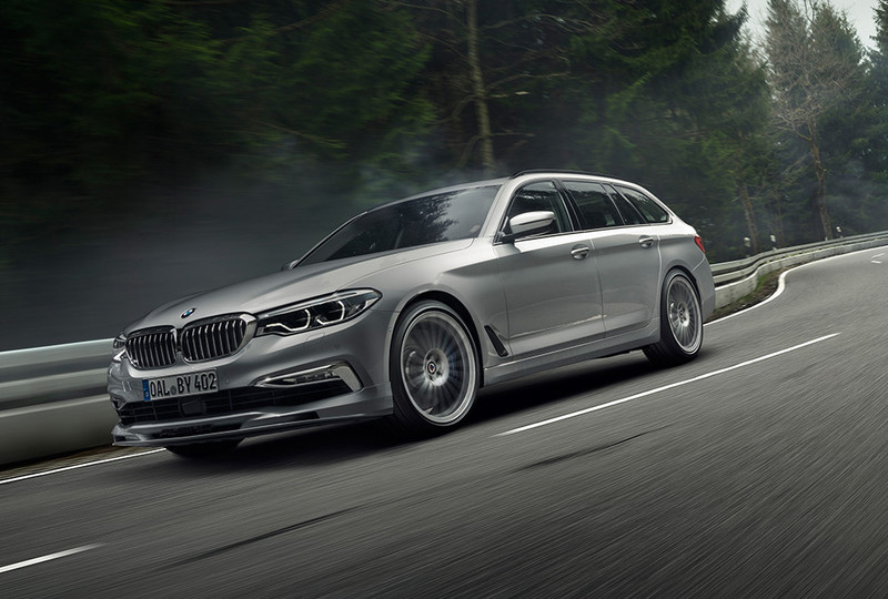 极速达到322km/h宝马b5 bi-turbo touring家用旅行车