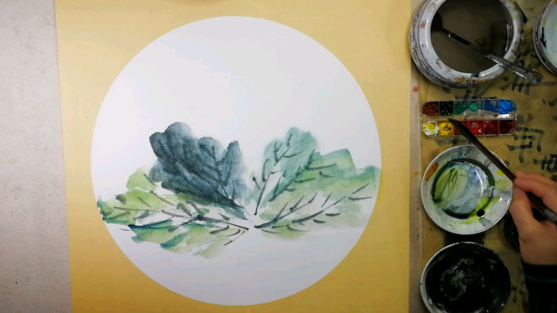零基础国画教程花鸟篇。第4课荷花。小品:三条线构图,1先画荷叶