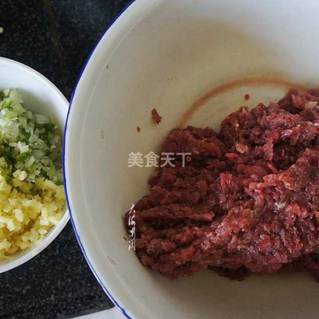 鸵鸟肉蒲公英馅水饺,高蛋白低脂肪,老少皆宜