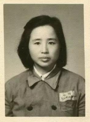 开国少将秦化龙夫人韩福英逝世,曾被国民党逮捕入狱4年