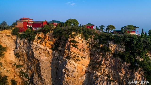 襄阳真武山道观 鄂西北"小金顶"