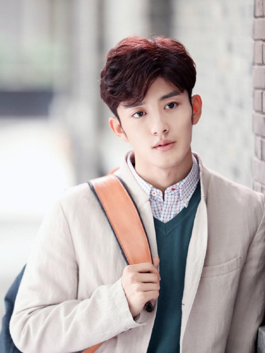 转载自百家号作者:小月八卦