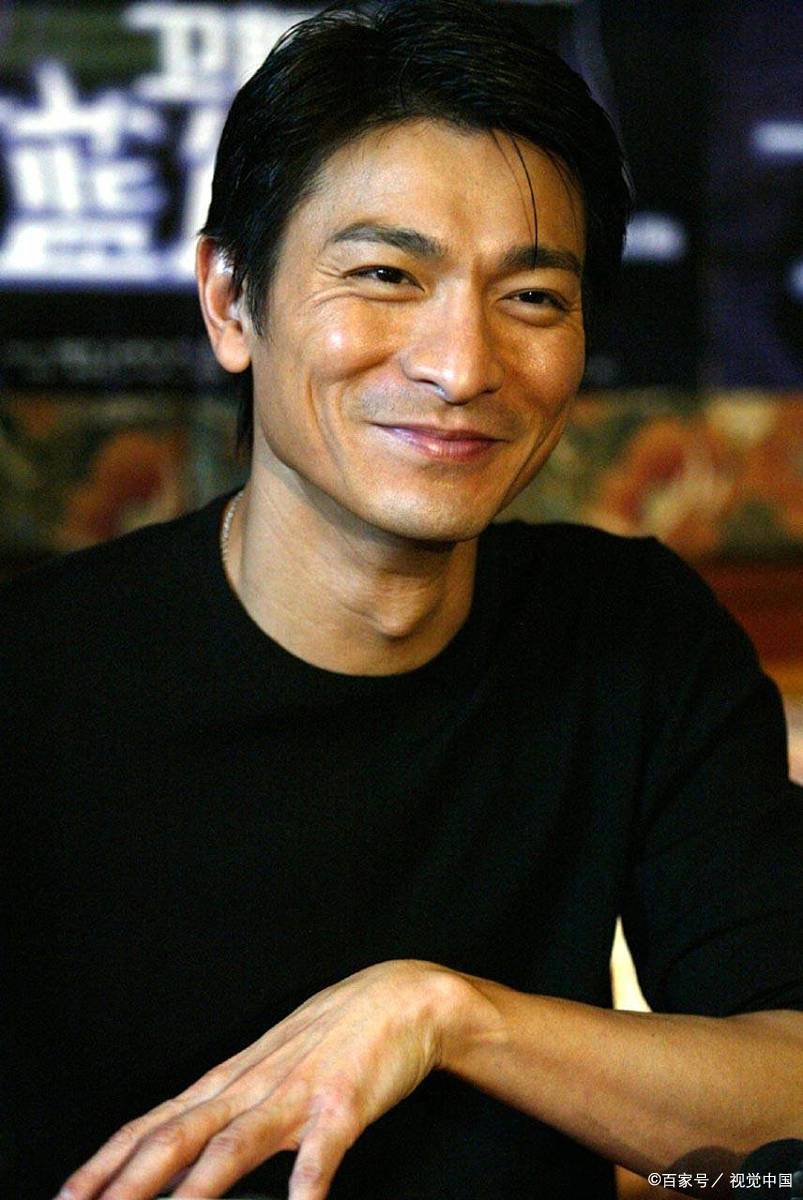 文咏珊客串莫斯科行动,华仔问她片酬多少,她的回答让华仔受不了