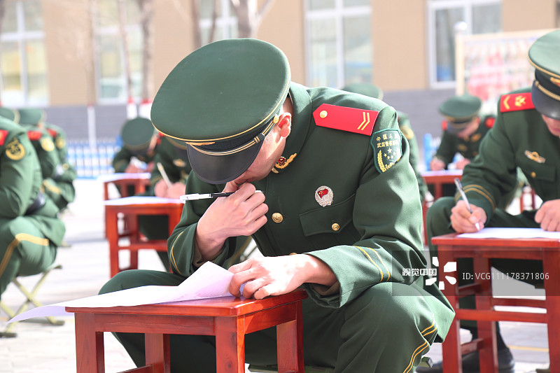 宁夏石嘴山:严整部队军容风纪 "条令年"活动竞赛举办