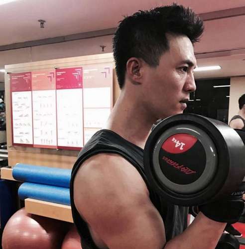 杜淳健身前后对比照,展现硬汉形象,网友:变化好明显