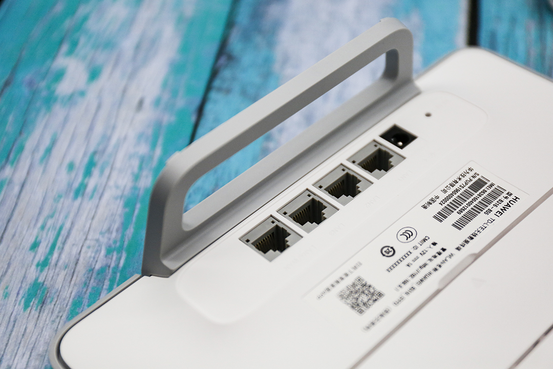 移动办公利器,行走的wifi,华为移动路由4g路由2 pro评测