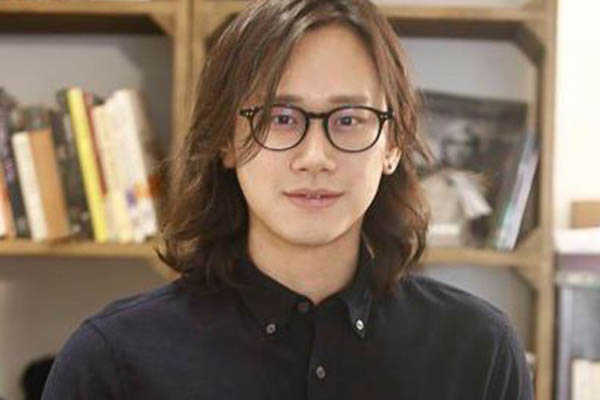 和尹正分手了?龙女郎张蓝心有新恋情,男友是知名青年导演