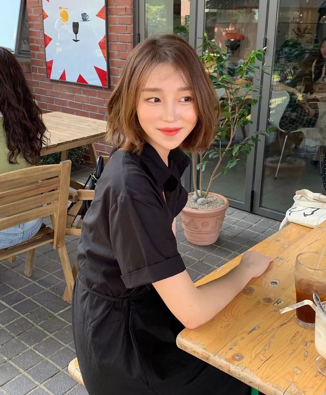 辛芷蕾怎么都胖成高晓松了肉脸女孩到底如何挑选发型?