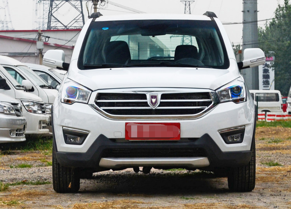 华晨华瑞智尚s35,运动感强烈,是不少年轻人的选择