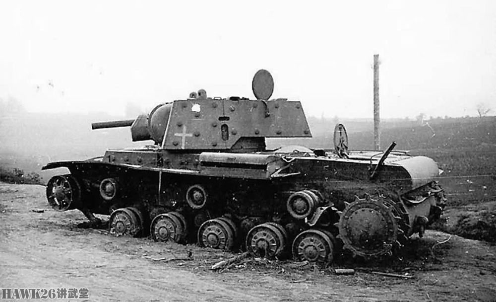 图说:kv-1附加装甲型坦克 增强防护聊胜于无 战争初期几乎全灭