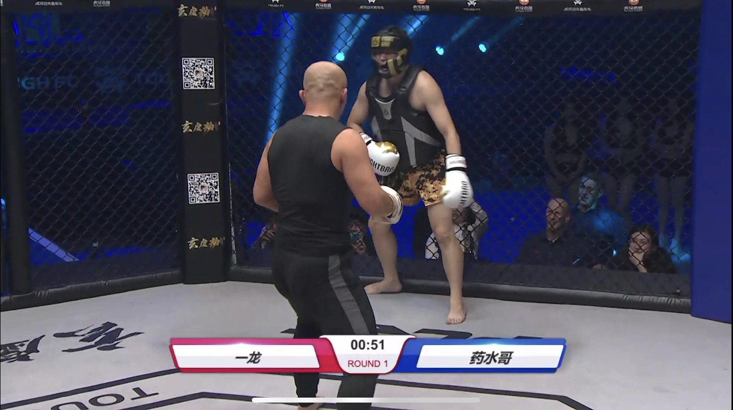 宣传了一个月的拳赛,药水哥被一龙一脚ok,差点跪地不起!