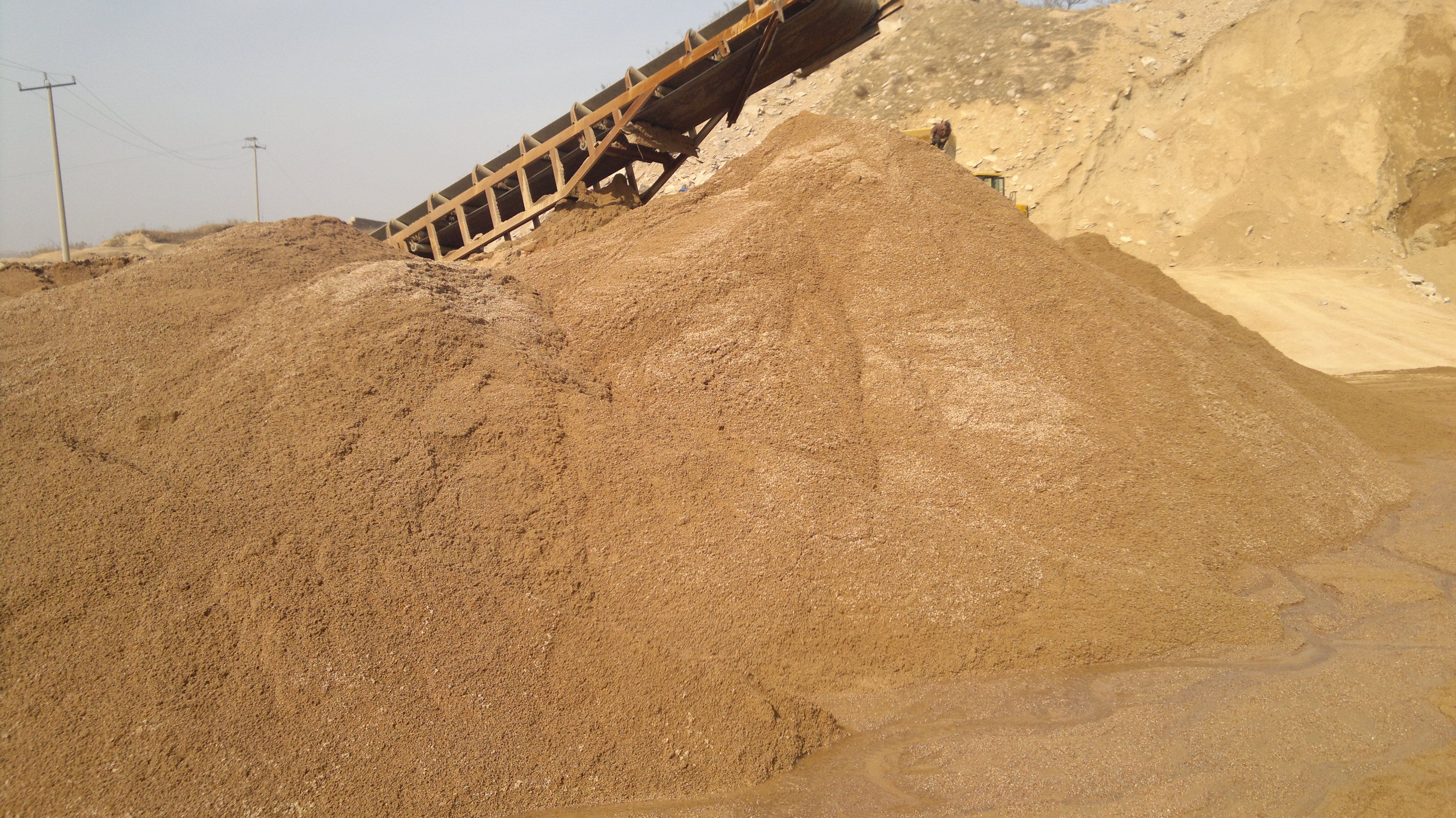 红砖被禁用,沙子在涨价,农村要统一规划,农民自建房还划算吗?