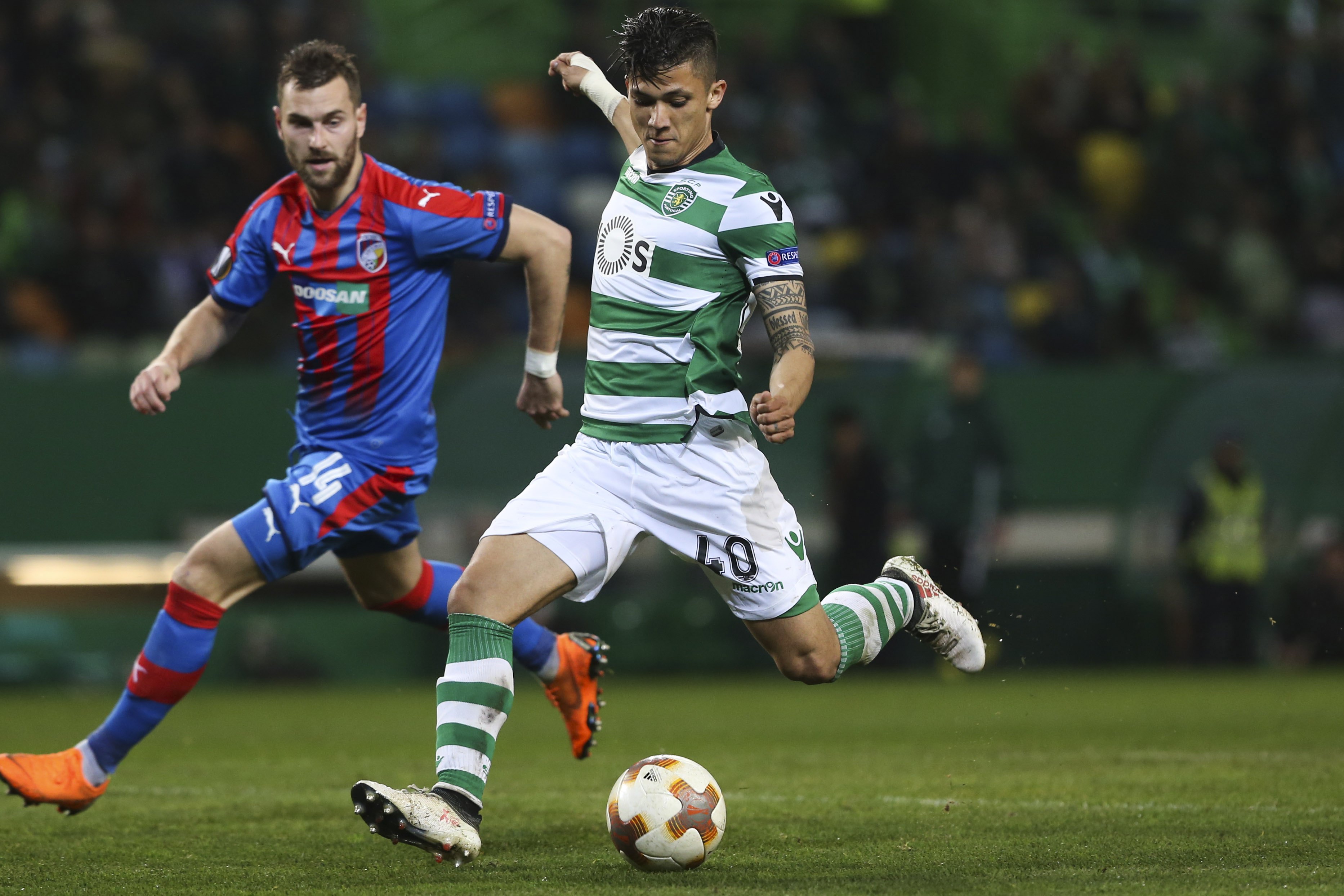 足球——欧罗巴联赛:里斯本竞技胜比尔森胜利[7]