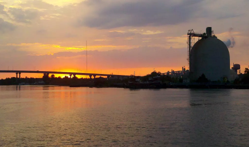 《异虫咒》无意中打开埋在地下的封印,最终能否消灭妖虫?