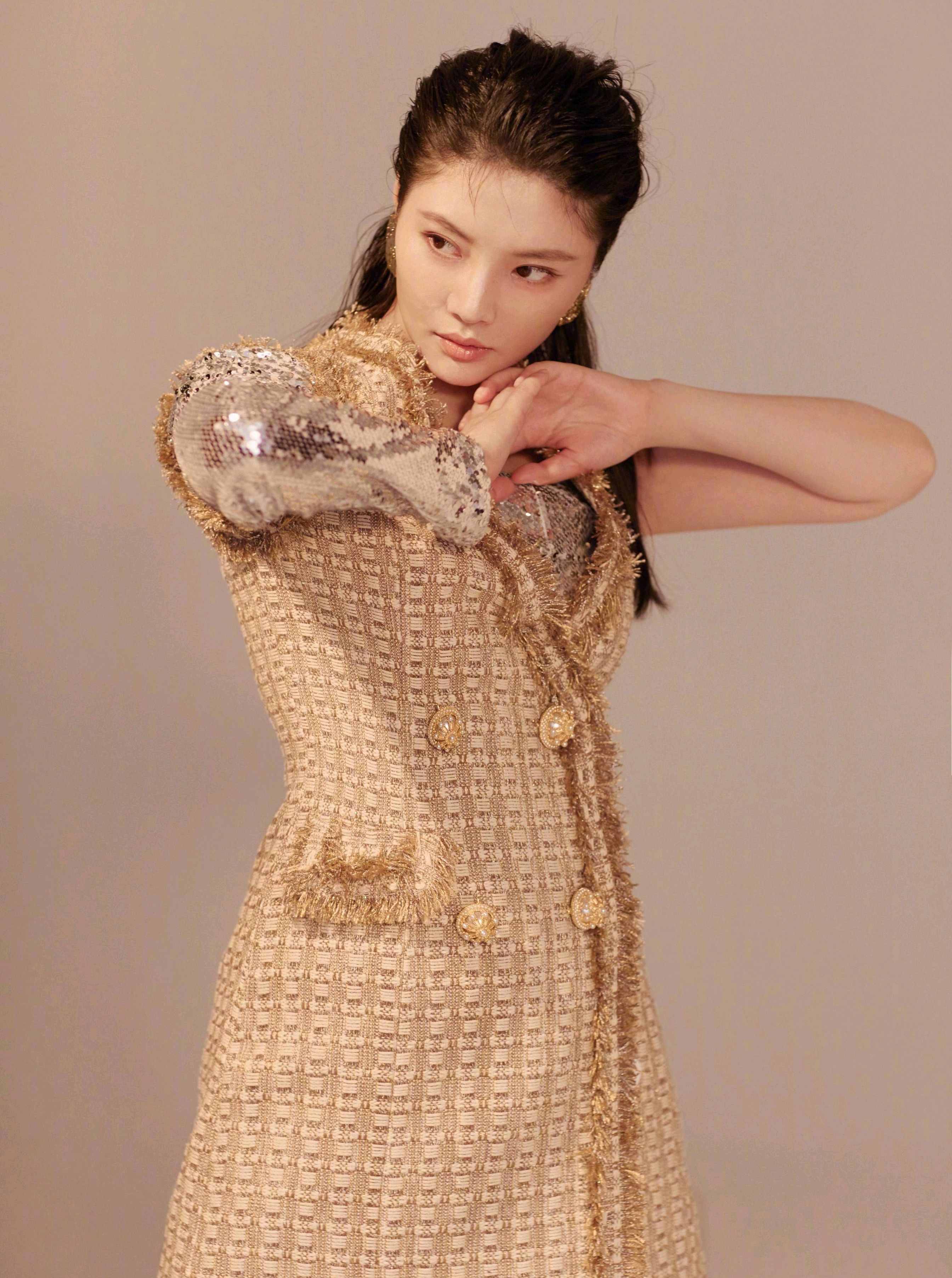 配文真挚感性,华丽的外表下仍然安放着一颗少女心!