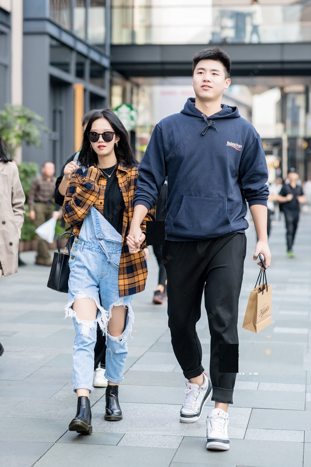 图3看起来很平常,但很温馨!