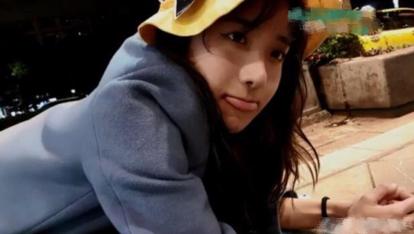 清纯网红醉倒男生家被直播,满脸潮红一脸享受,私密照意外外流