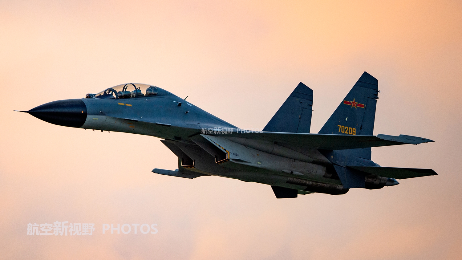 歼-20隐形战机服役前,我空军装备哪些战机?能认全的是真军迷