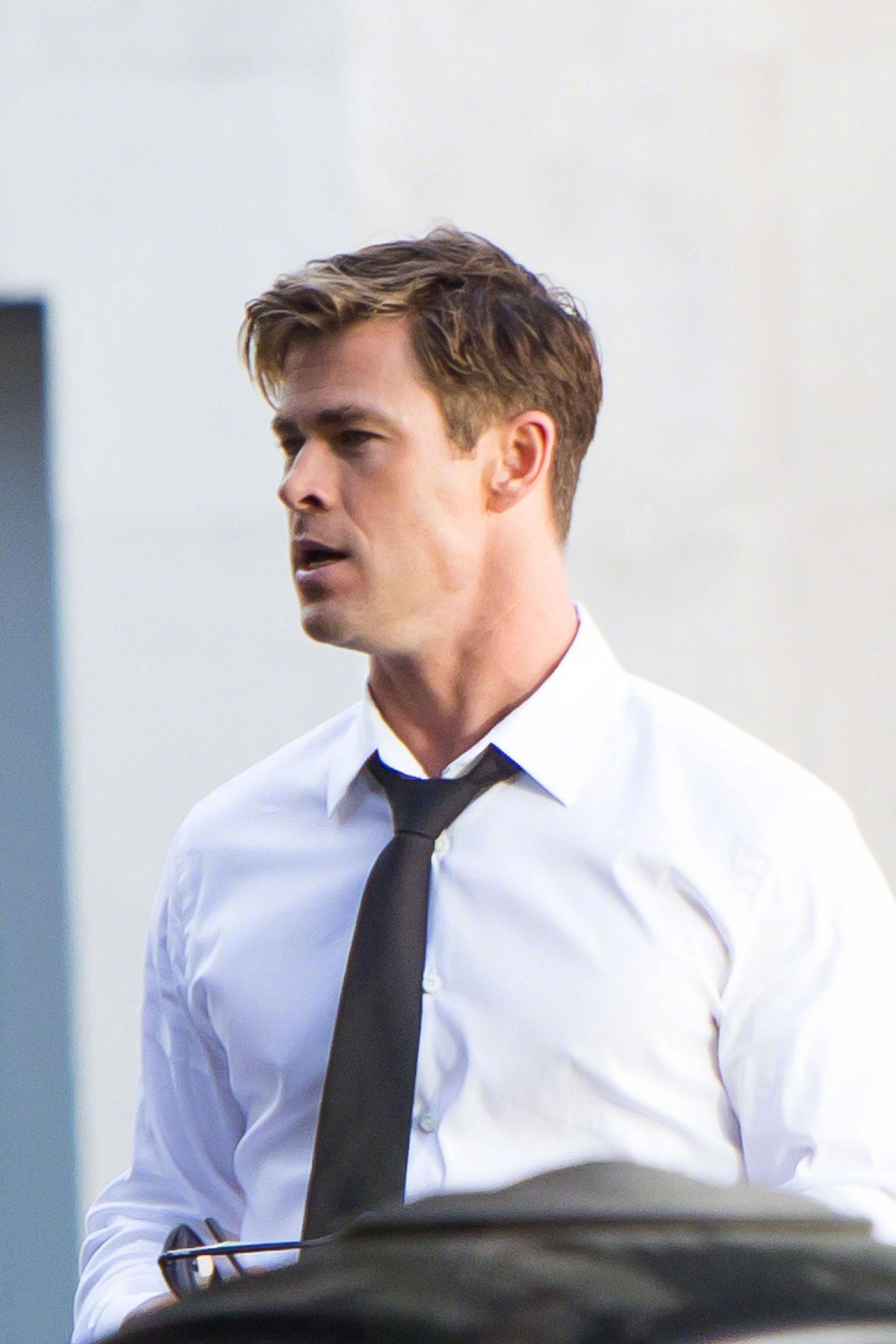 《黑衣人外传》伦敦开机锤哥现身