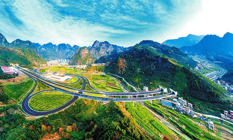 乐百高速建成 广西又添出海出边通道