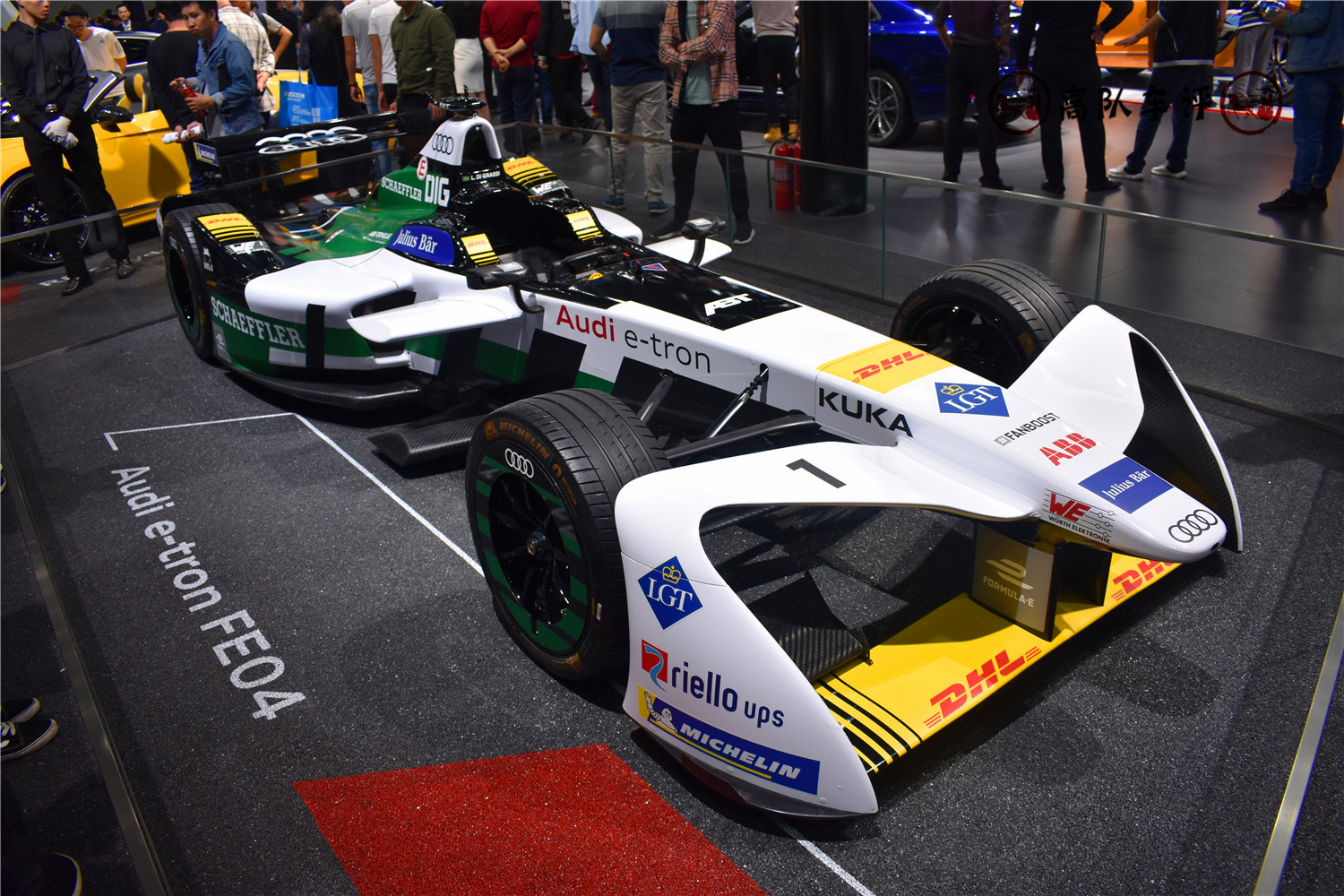 感受奥迪f1赛车:e-tron fe04,一款来自赛道的汽车艺术品