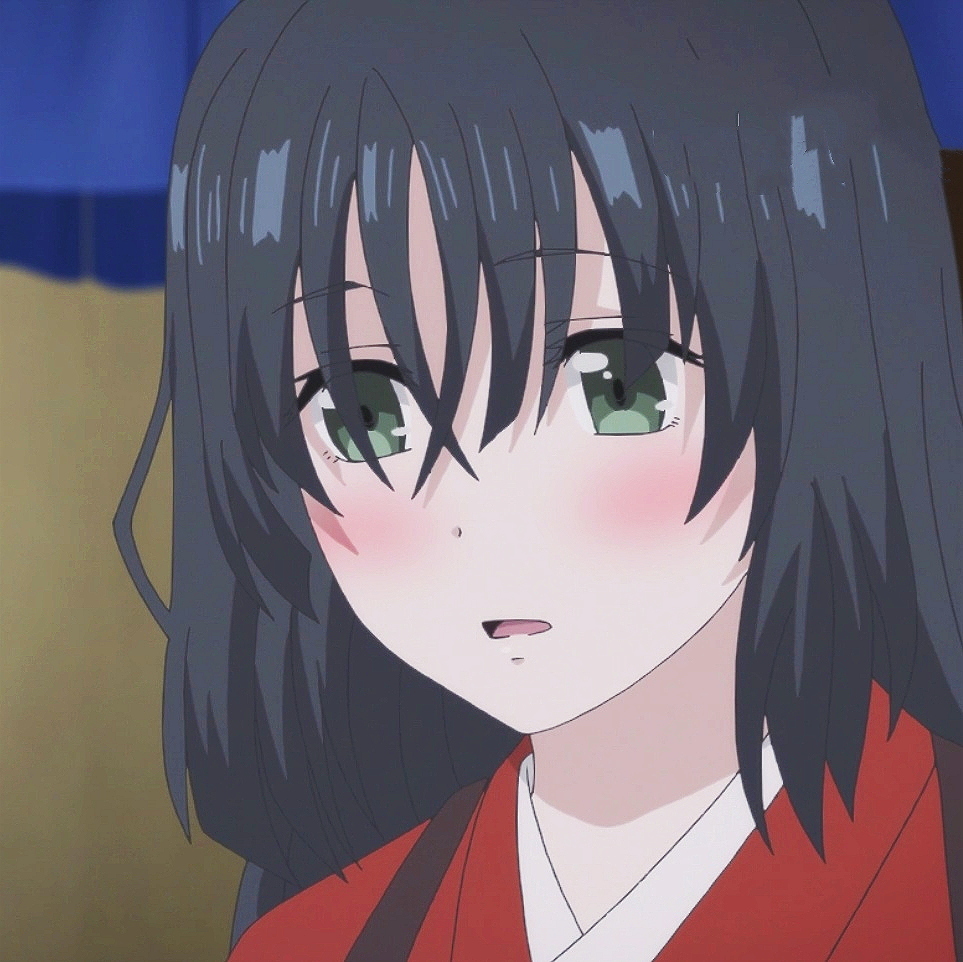 与春日同住一个房间,不过由于不擅长