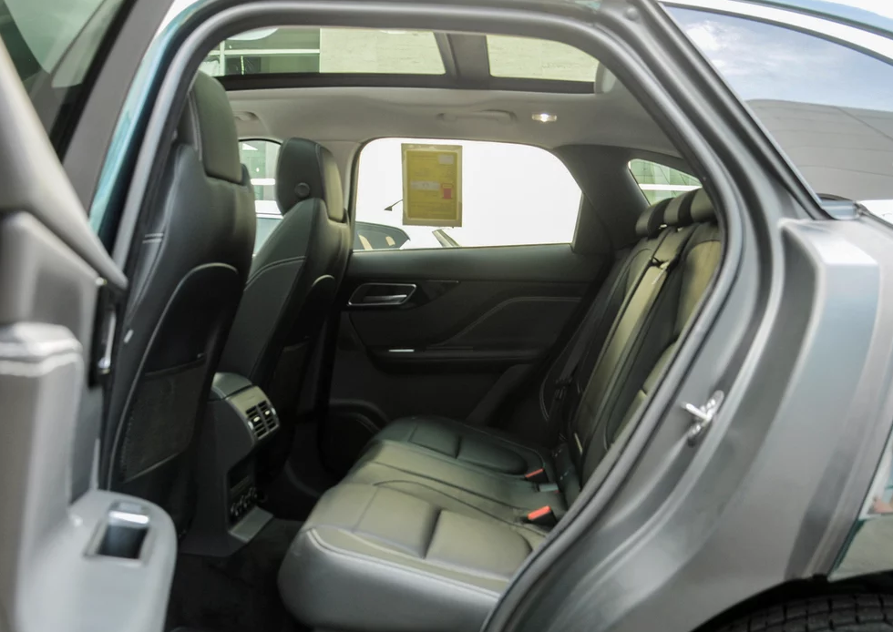 捷豹-捷豹f-pace欣赏