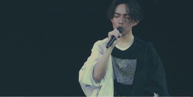 林宥嘉翻唱一首《成全》,有所不甘的成全,成全你的潇洒与冒险