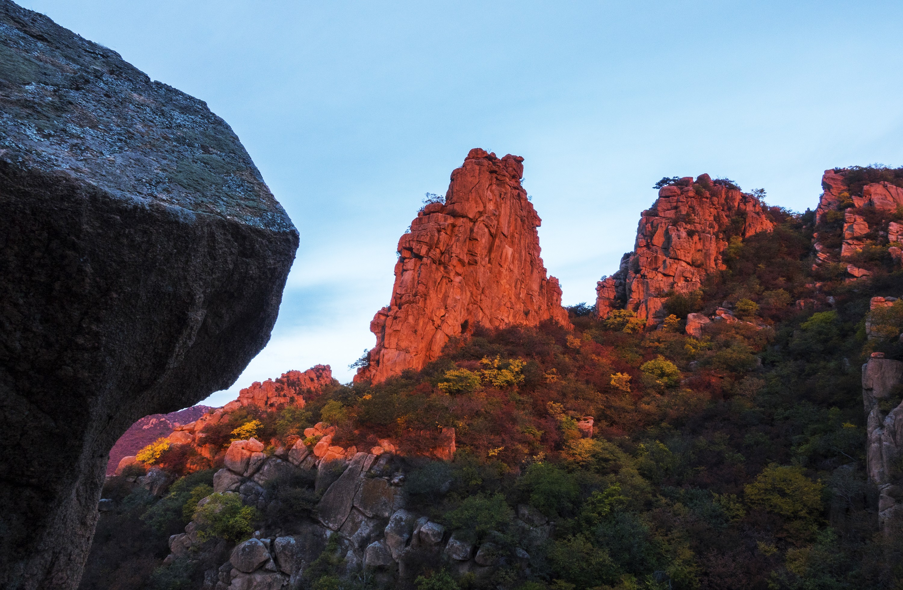 看不够的风景—北票大黑山四季景色如画屏