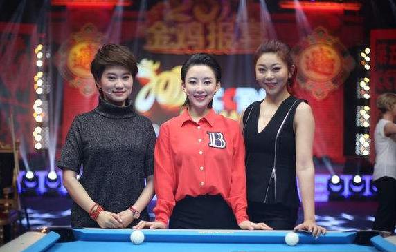 潘晓婷搭档金佳映问鼎贺岁杯冠军,潘爸爸给女儿颁奖!