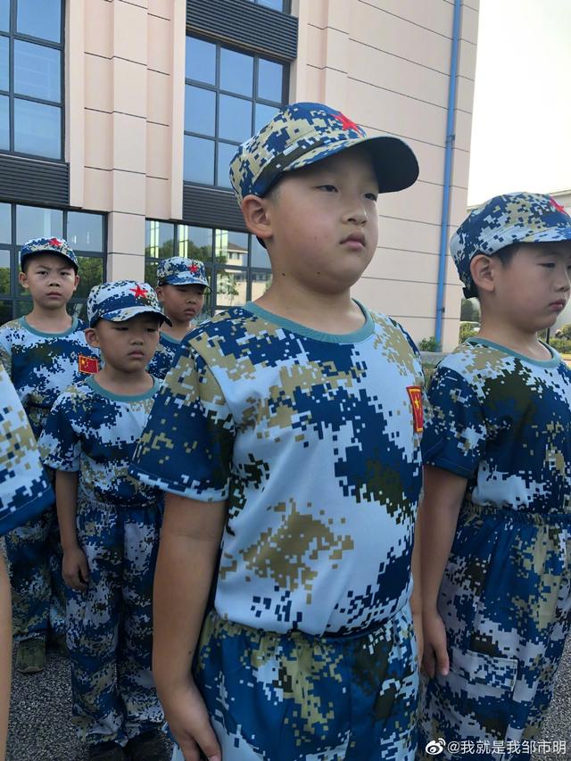小糯米真名曝光了?不叫刘扬米也不叫刘苡馨,结合了两辈最土的字