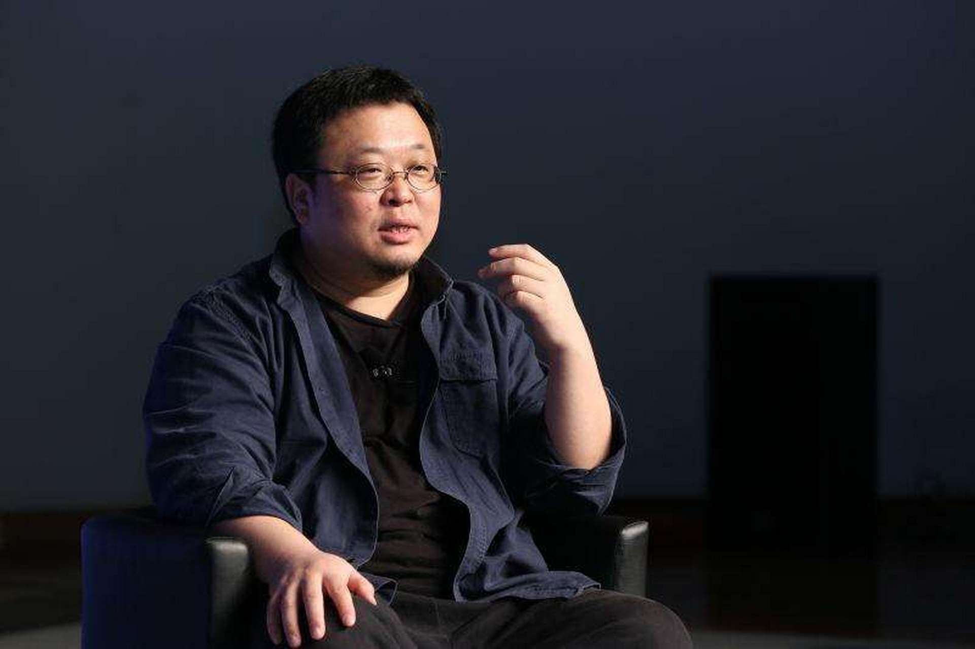 今日热点#【今日热点】跟胡侃一起看热点事件之前