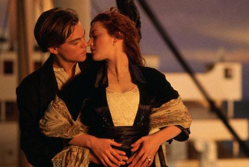 《泰坦尼克号》— 杰克和萝丝的凄美爱情