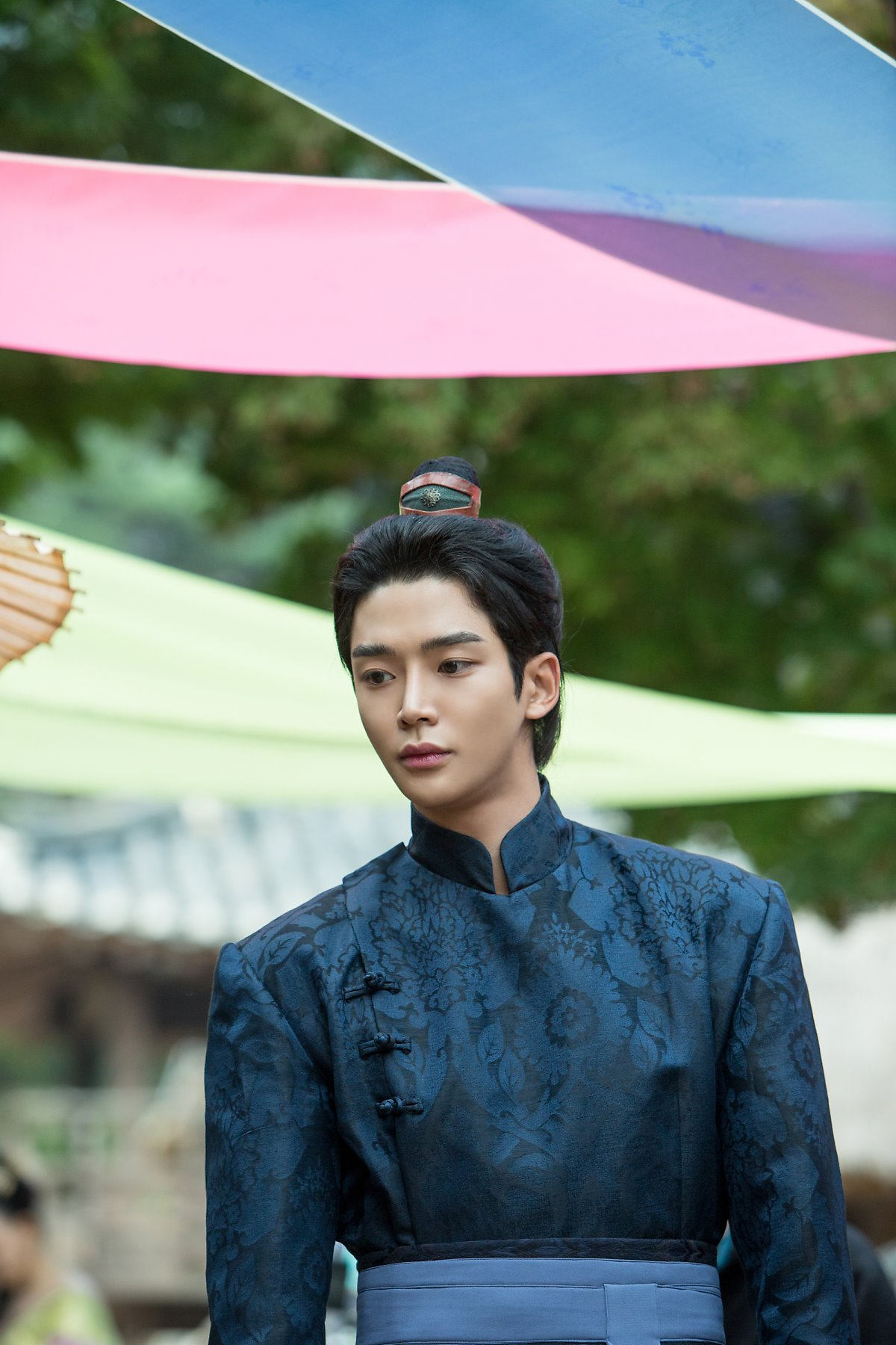 《偶然发现的一天》戏中戏《凌霄花》,能接受哈鲁古装扮相吗?