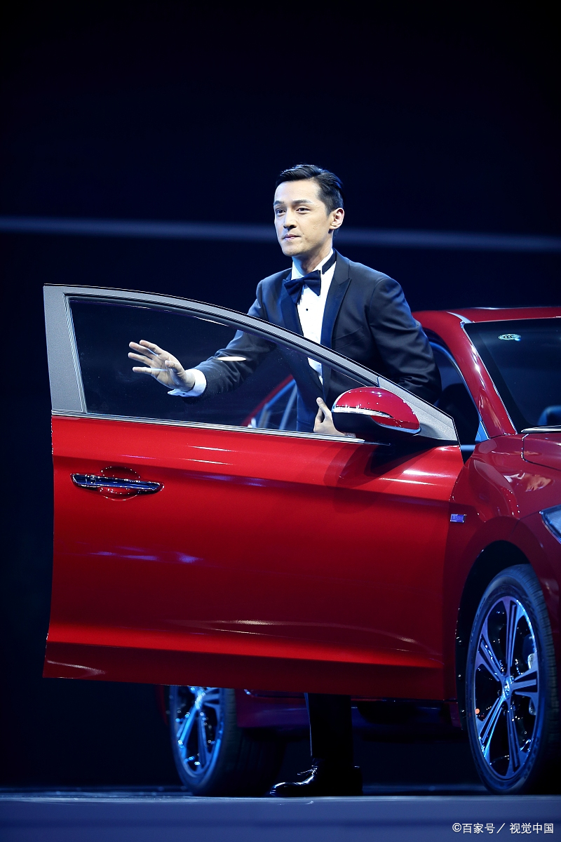 如何评价胡歌这个人!